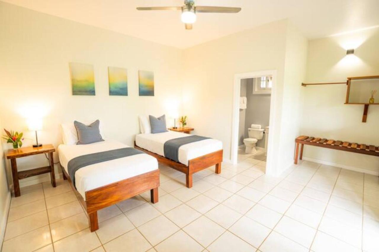 Casa Marlin Bed and Breakfast Bocas del Toro Exterior foto